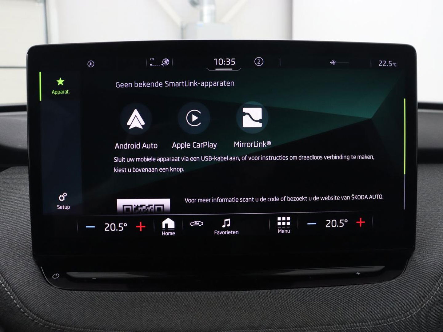 Škoda Enyaq iV 60 | Camera | Carplay | Keyless | Half leder | Navigatie | Full LED | Climate control | Cruise control | Parkeerhulp | Getint glas