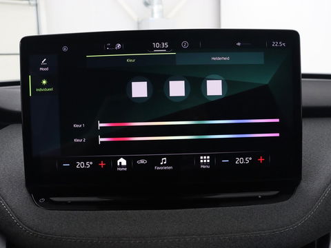 Škoda Enyaq iV 60 | Camera | Carplay | Keyless | Half leder | Navigatie | Full LED | Climate control | Cruise control | Parkeerhulp | Getint glas
