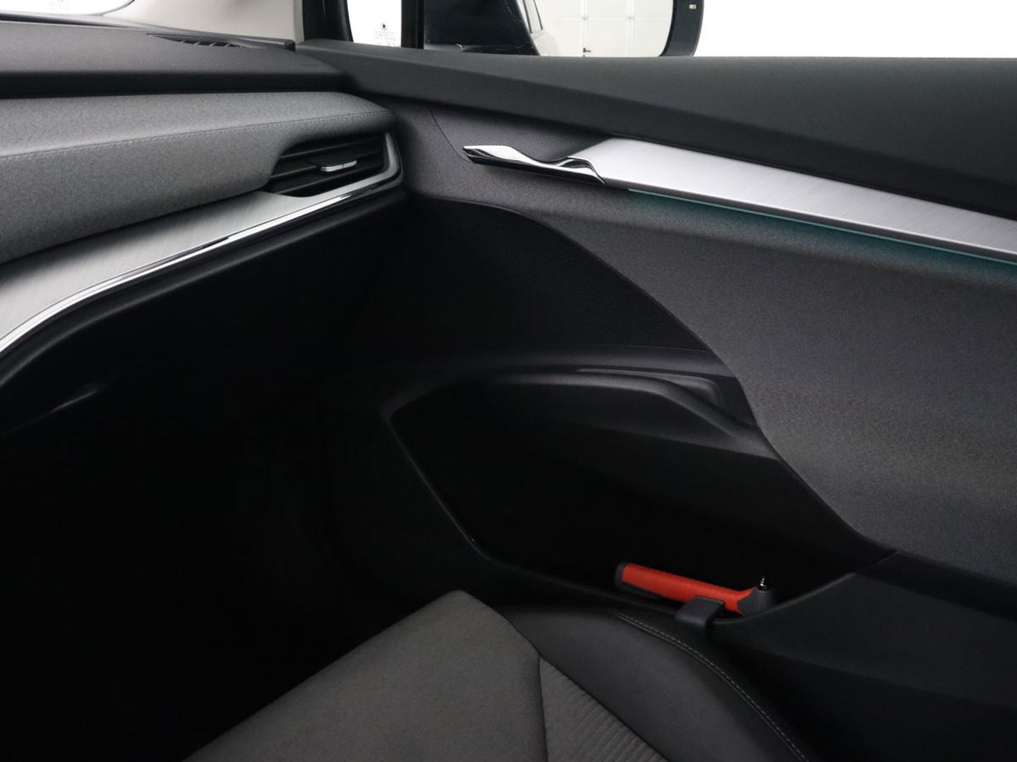 Škoda Enyaq iV 60 | Camera | Carplay | Keyless | Half leder | Navigatie | Full LED | Climate control | Cruise control | Parkeerhulp | Getint glas