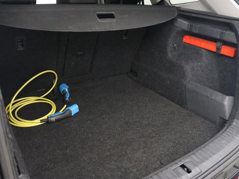 Škoda Enyaq iV 60 | Camera | Carplay | Keyless | Half leder | Navigatie | Full LED | Climate control | Cruise control | Parkeerhulp | Getint glas