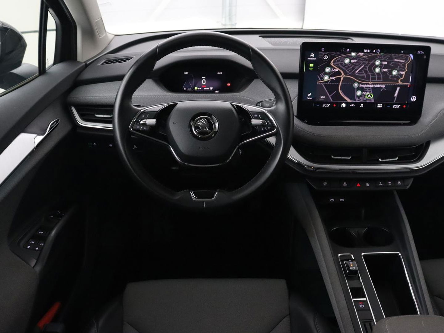 Škoda Enyaq iV 60 | Camera | Carplay | Keyless | Half leder | Navigatie | Full LED | Climate control | Cruise control | Parkeerhulp | Getint glas