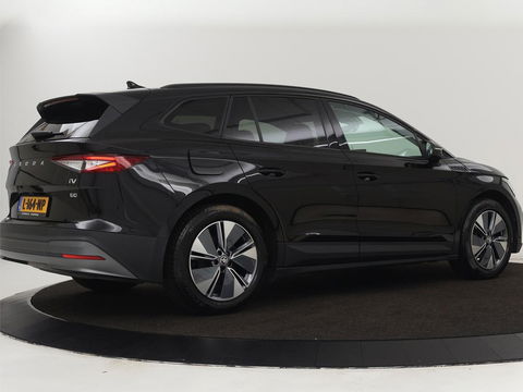 Škoda Enyaq iV 60 | Camera | Carplay | Keyless | Half leder | Navigatie | Full LED | Climate control | Cruise control | Parkeerhulp | Getint glas