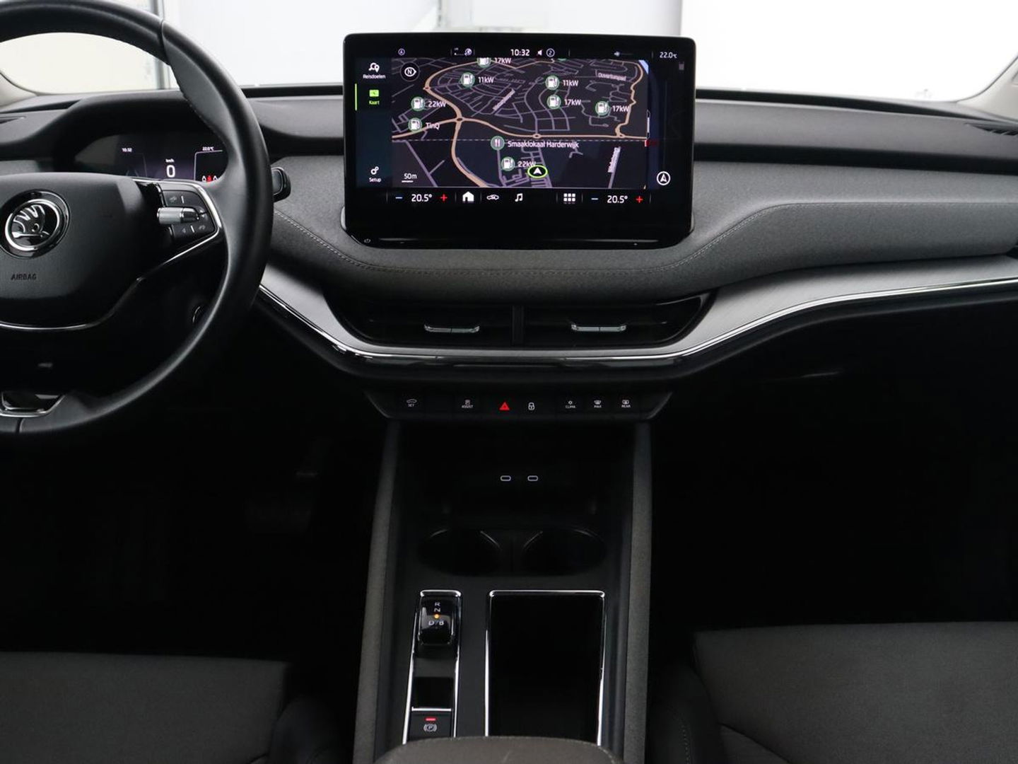 Škoda Enyaq iV 60 | Camera | Carplay | Keyless | Half leder | Navigatie | Full LED | Climate control | Cruise control | Parkeerhulp | Getint glas
