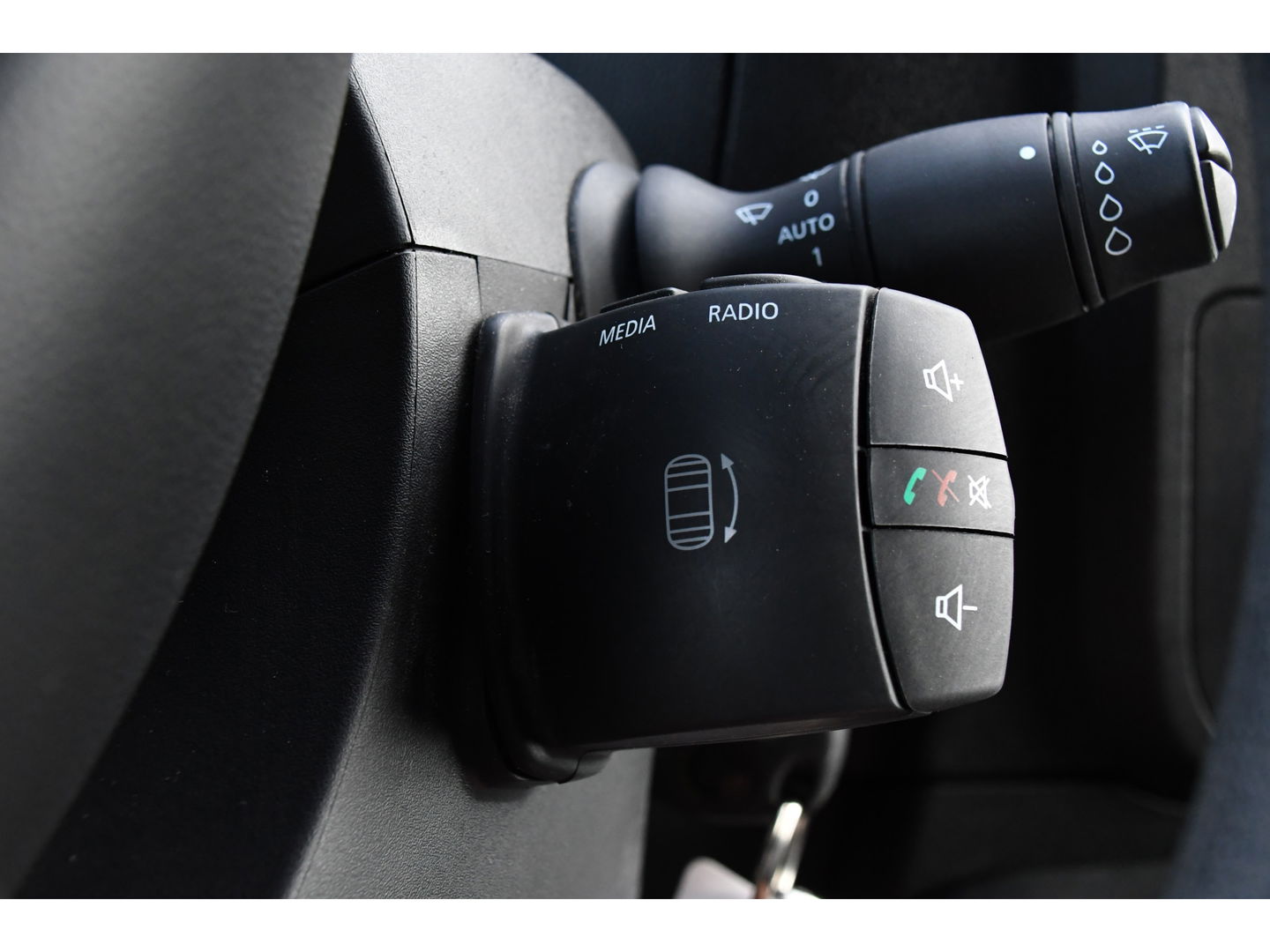 Opel Movano 2.3 CDTI BiTurbo L2H2 Start/Stop Cruise, Sensoren, Multimedia, 170PK, Trekhaak, Imperiaal, Betimmering, Uniek!