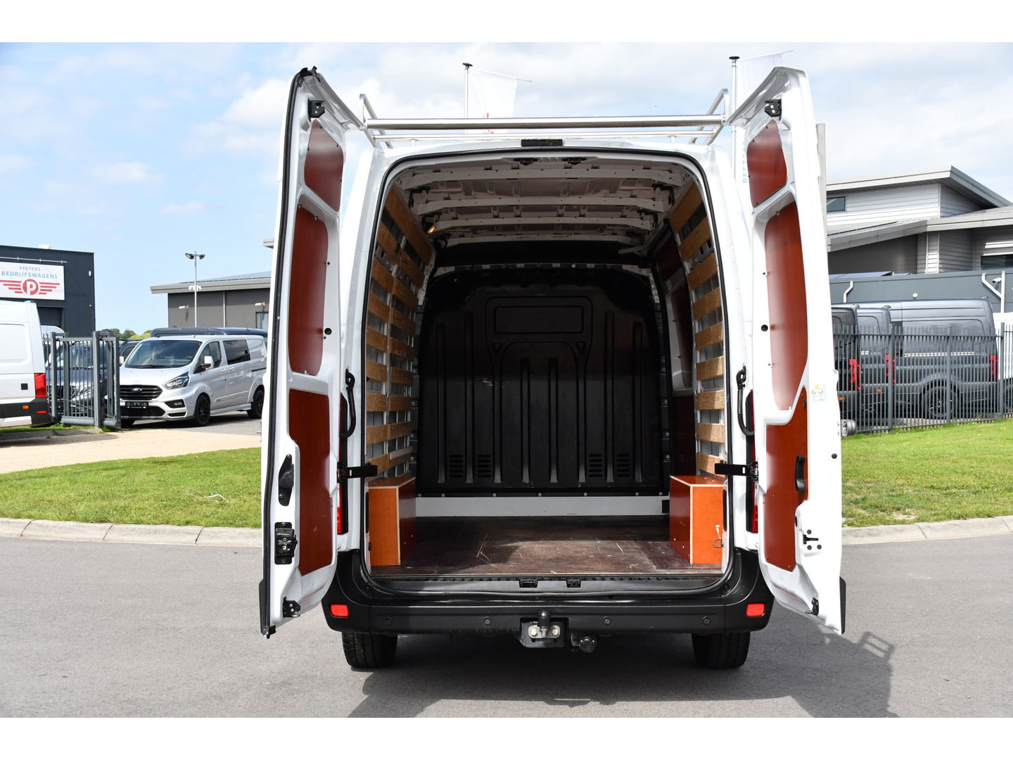 Opel Movano 2.3 CDTI BiTurbo L2H2 Start/Stop Cruise, Sensoren, Multimedia, 170PK, Trekhaak, Imperiaal, Betimmering, Uniek!