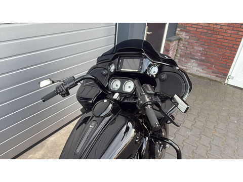 Harley Davidson 103 FLTRXS Road Glide Roadglide Black Out