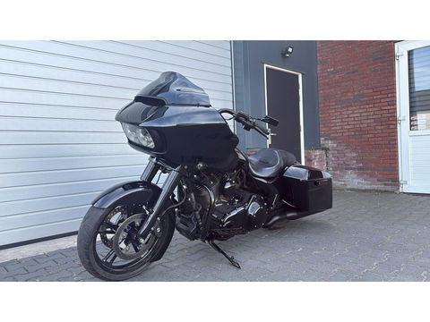 Harley Davidson 103 FLTRXS Road Glide Roadglide Black Out