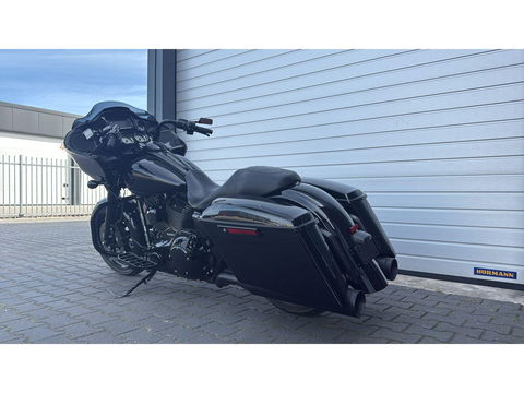 Harley Davidson 103 FLTRXS Road Glide Roadglide Black Out