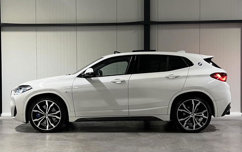 BMW X2 sDrive20i M-sport 178PK Pano Trekhaak Sfeer Head-up