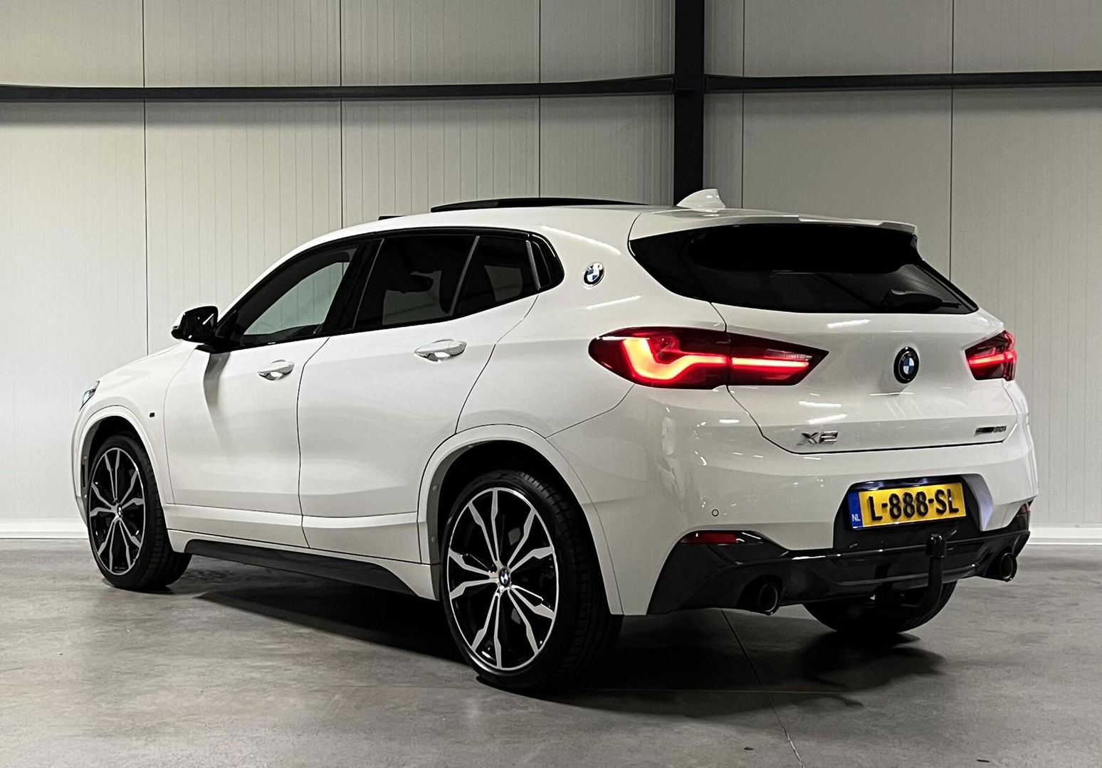 BMW X2 sDrive20i M-sport 178PK Pano Trekhaak Sfeer Head-up