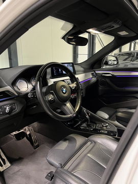 BMW X2 sDrive20i M-sport 178PK Pano Trekhaak Sfeer Head-up