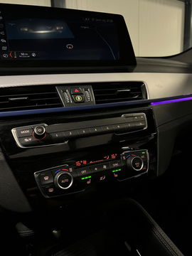 BMW X2 sDrive20i M-sport 178PK Pano Trekhaak Sfeer Head-up