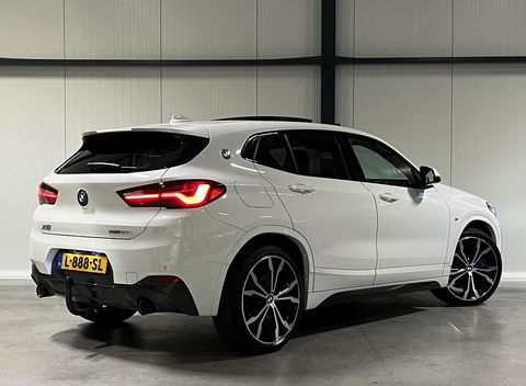 BMW X2 sDrive20i M-sport 178PK Pano Trekhaak Sfeer Head-up