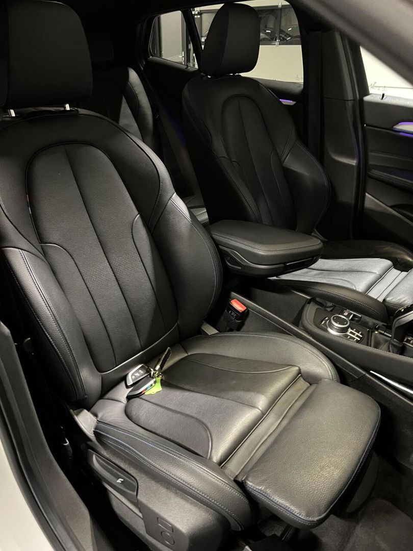 BMW X2 sDrive20i M-sport 178PK Pano Trekhaak Sfeer Head-up