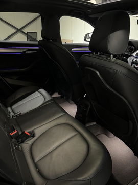 BMW X2 sDrive20i M-sport 178PK Pano Trekhaak Sfeer Head-up