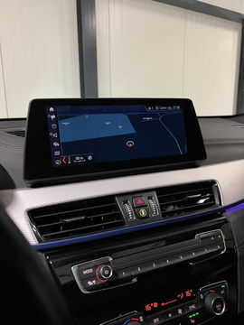 BMW X2 sDrive20i M-sport 178PK Pano Trekhaak Sfeer Head-up