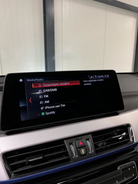 BMW X2 sDrive20i M-sport 178PK Pano Trekhaak Sfeer Head-up