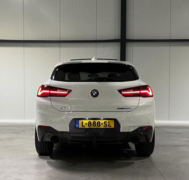 BMW X2 sDrive20i M-sport 178PK Pano Trekhaak Sfeer Head-up