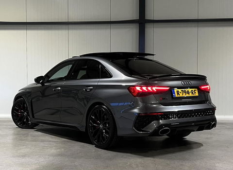 Audi RS3 2.5 TFSI RS3 Limousine Akrapovic Pano B&O Org. NL