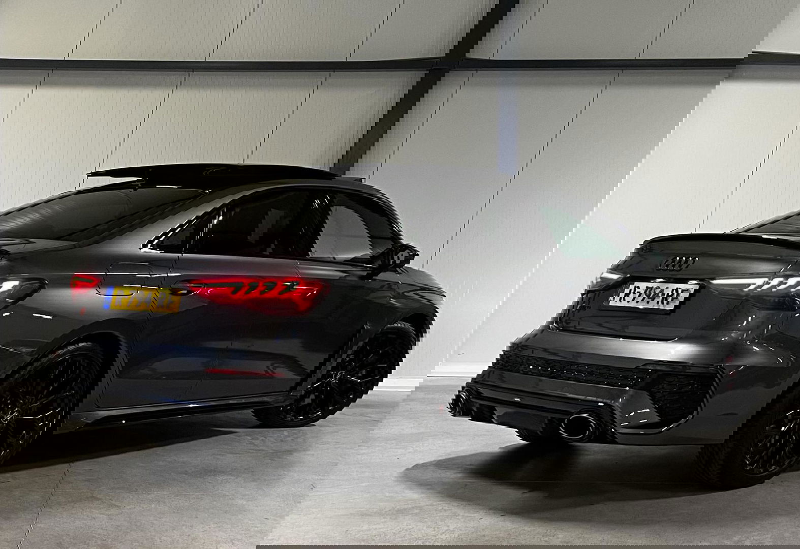 Audi RS3 2.5 TFSI RS3 Limousine Akrapovic Pano B&O Org. NL