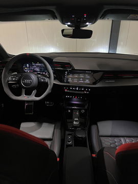Audi RS3 2.5 TFSI RS3 Limousine Akrapovic Pano B&O Org. NL