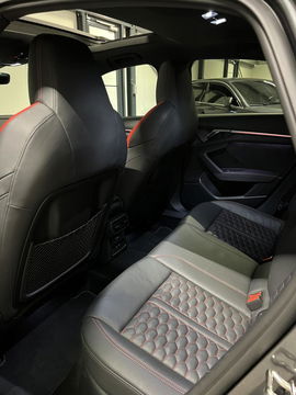 Audi RS3 2.5 TFSI RS3 Limousine Akrapovic Pano B&O Org. NL