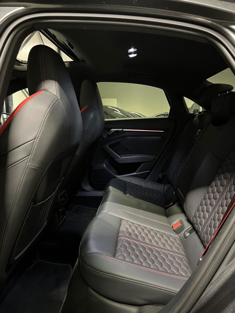 Audi RS3 2.5 TFSI RS3 Limousine Akrapovic Pano B&O Org. NL