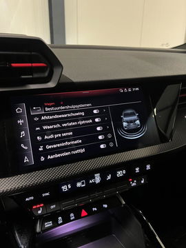 Audi RS3 2.5 TFSI RS3 Limousine Akrapovic Pano B&O Org. NL
