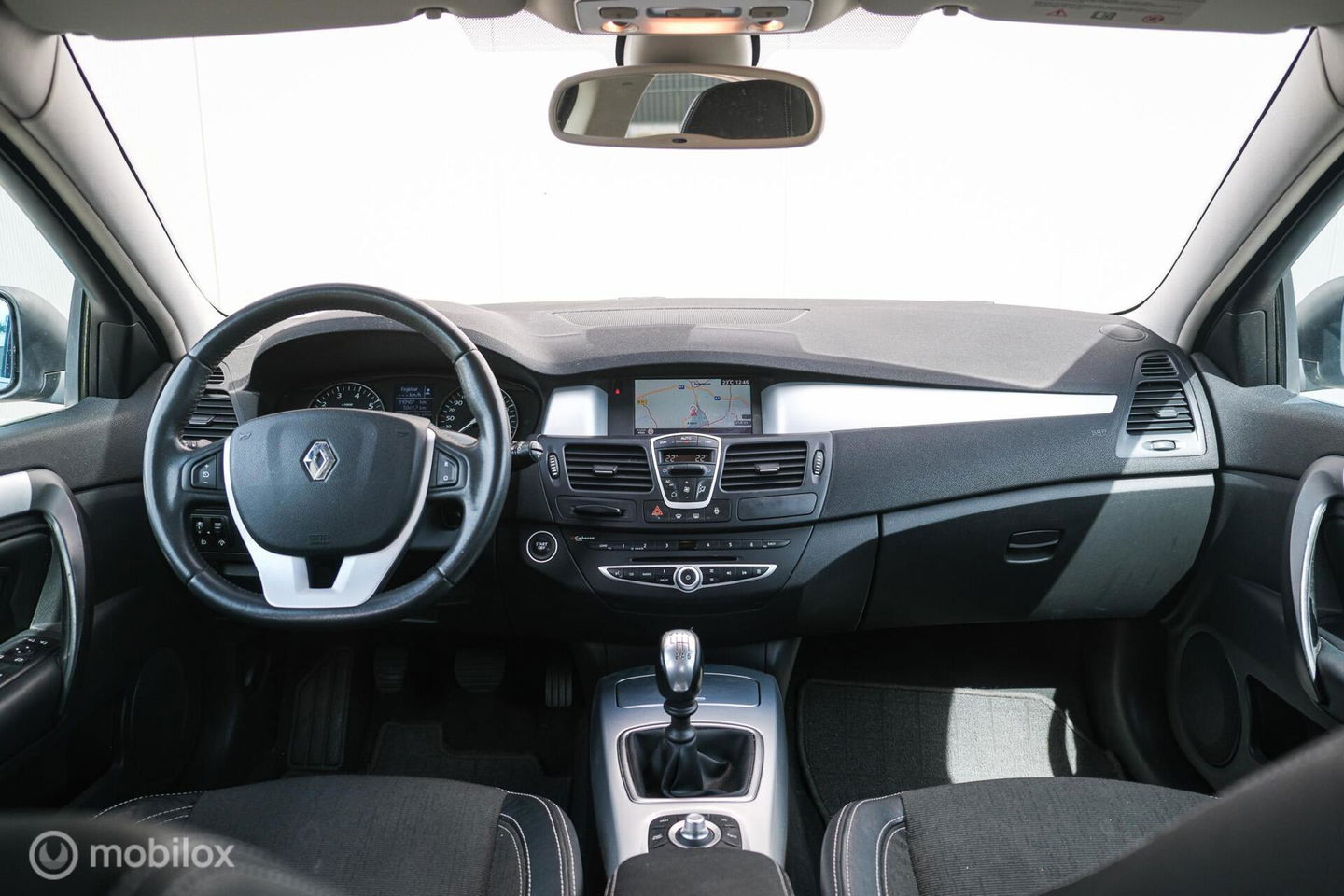 Renault Laguna 2.0 16V Dynamique | Dealer onderhouden | Lage km stand | Navigatie | Zeer nette auto | Clima |