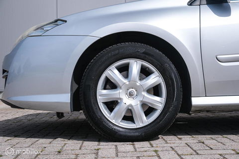 Renault Laguna 2.0 16V Dynamique | Dealer onderhouden | Lage km stand | Navigatie | Zeer nette auto | Clima |