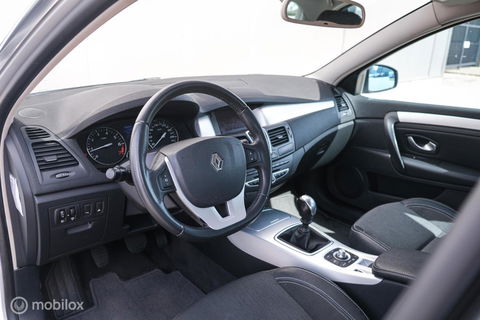 Renault Laguna 2.0 16V Dynamique | Dealer onderhouden | Lage km stand | Navigatie | Zeer nette auto | Clima |