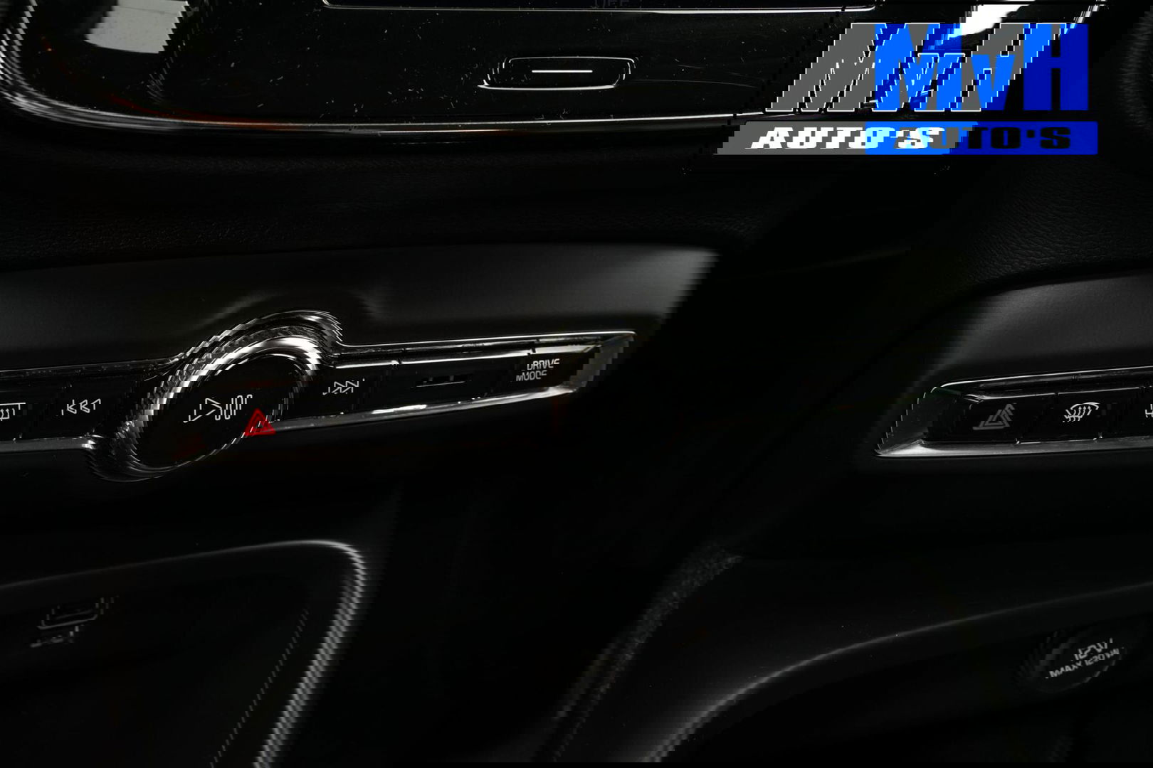 Volvo XC40 2.0 D3 Momentum|LEER|TREKH|CAMERA|STOEL/STUUR.VERW