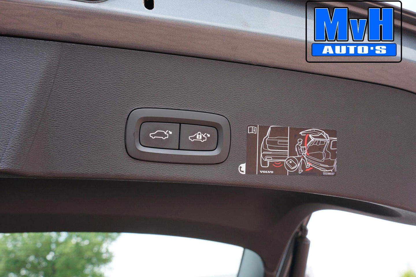 Volvo XC40 2.0 D3 Momentum|LEER|TREKH|CAMERA|STOEL/STUUR.VERW