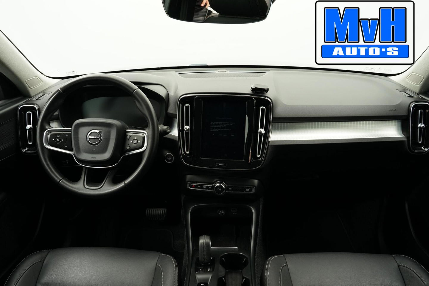 Volvo XC40 2.0 D3 Momentum|LEER|TREKH|CAMERA|STOEL/STUUR.VERW