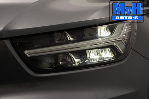 Volvo XC40 2.0 D3 Momentum|LEER|TREKH|CAMERA|STOEL/STUUR.VERW