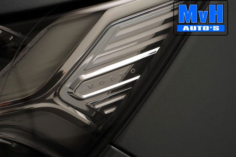 Volvo XC40 2.0 D3 Momentum|LEER|TREKH|CAMERA|STOEL/STUUR.VERW