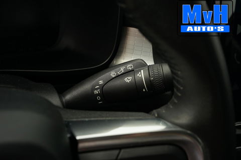 Volvo XC40 2.0 D3 Momentum|LEER|TREKH|CAMERA|STOEL/STUUR.VERW