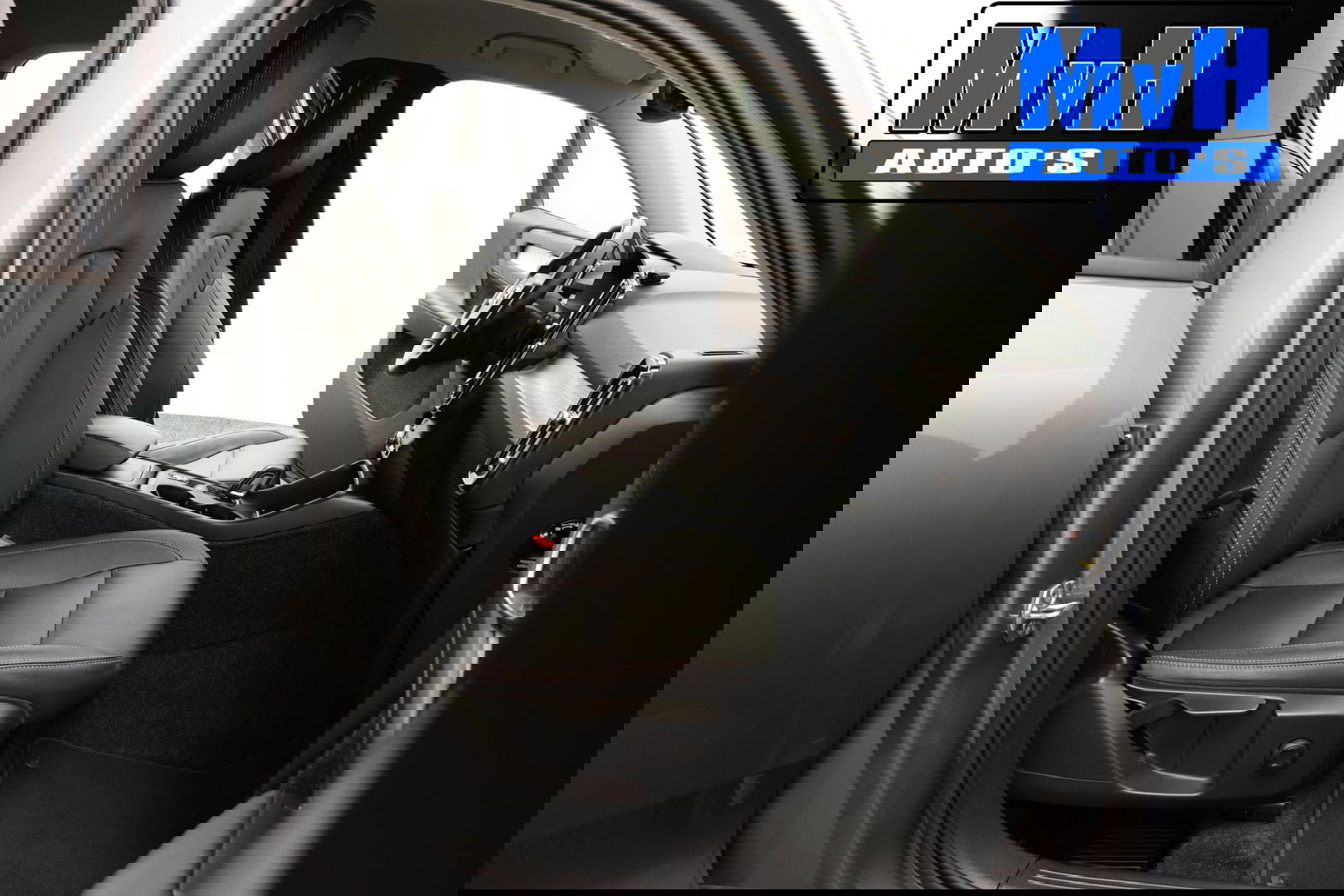 Volvo XC40 2.0 D3 Momentum|LEER|TREKH|CAMERA|STOEL/STUUR.VERW