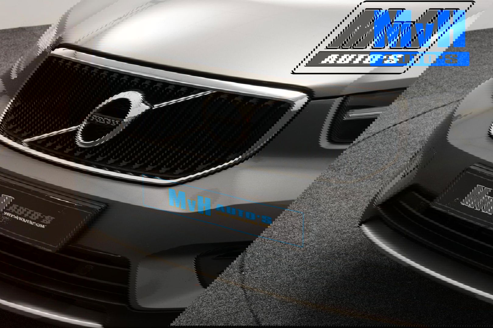 Volvo XC40 2.0 D3 Momentum|LEER|TREKH|CAMERA|STOEL/STUUR.VERW