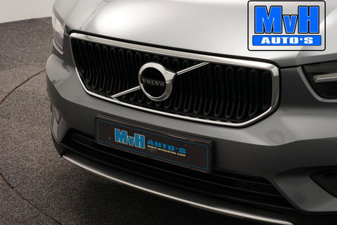 Volvo XC40 2.0 D3 Momentum|LEER|TREKH|CAMERA|STOEL/STUUR.VERW