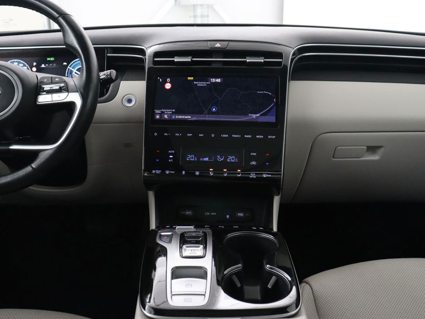 Hyundai Tucson 1.6 T-GDI PHEV Premium Sky 4WD | Panoramadak | Stoelventilatie | Leder | 360 Camera | Krell Audio | Adaptive cruise | Achterbankverwarming | Carplay | Memory | Plug In