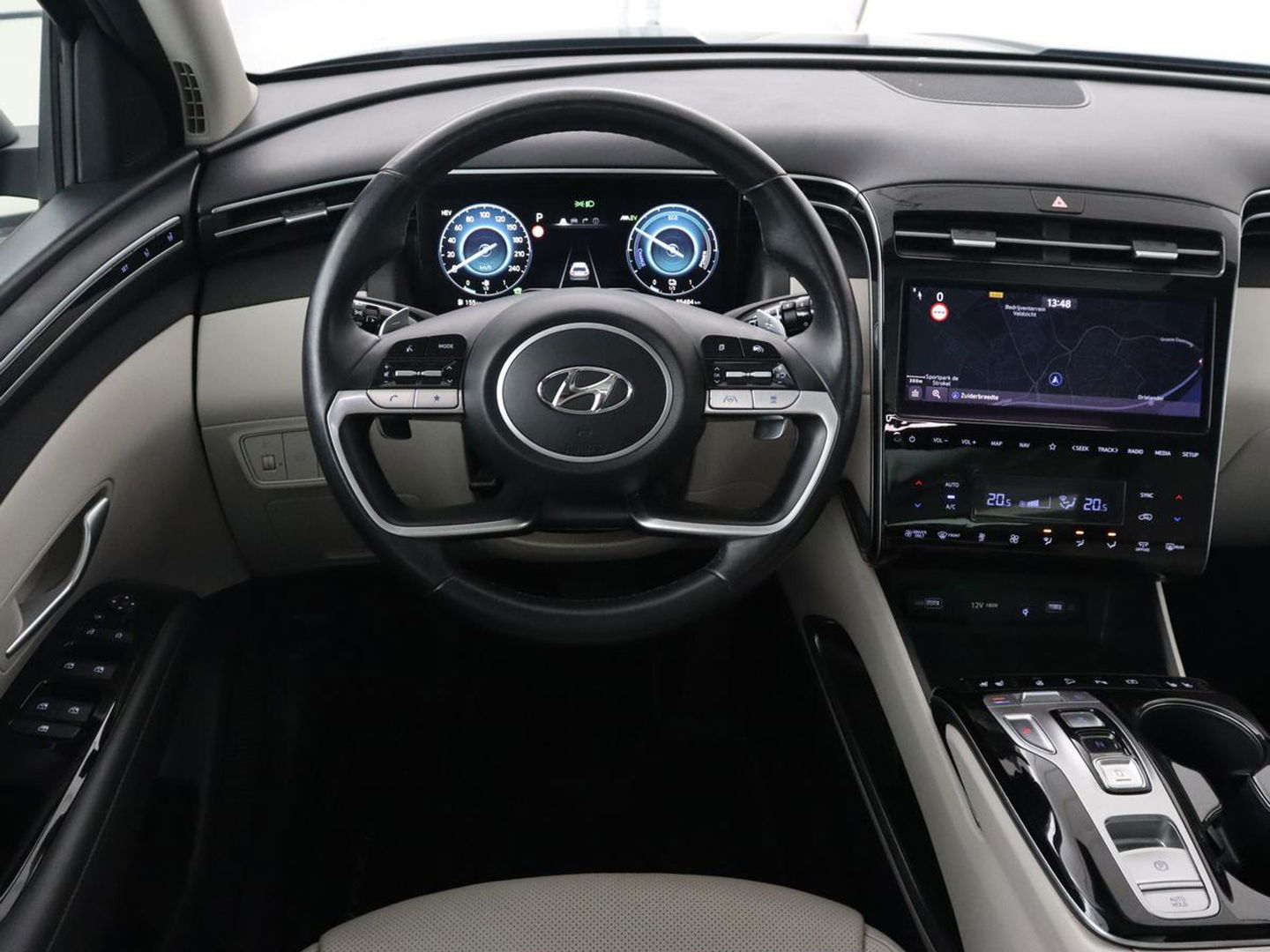 Hyundai Tucson 1.6 T-GDI PHEV Premium Sky 4WD | Panoramadak | Stoelventilatie | Leder | 360 Camera | Krell Audio | Adaptive cruise | Achterbankverwarming | Carplay | Memory | Plug In