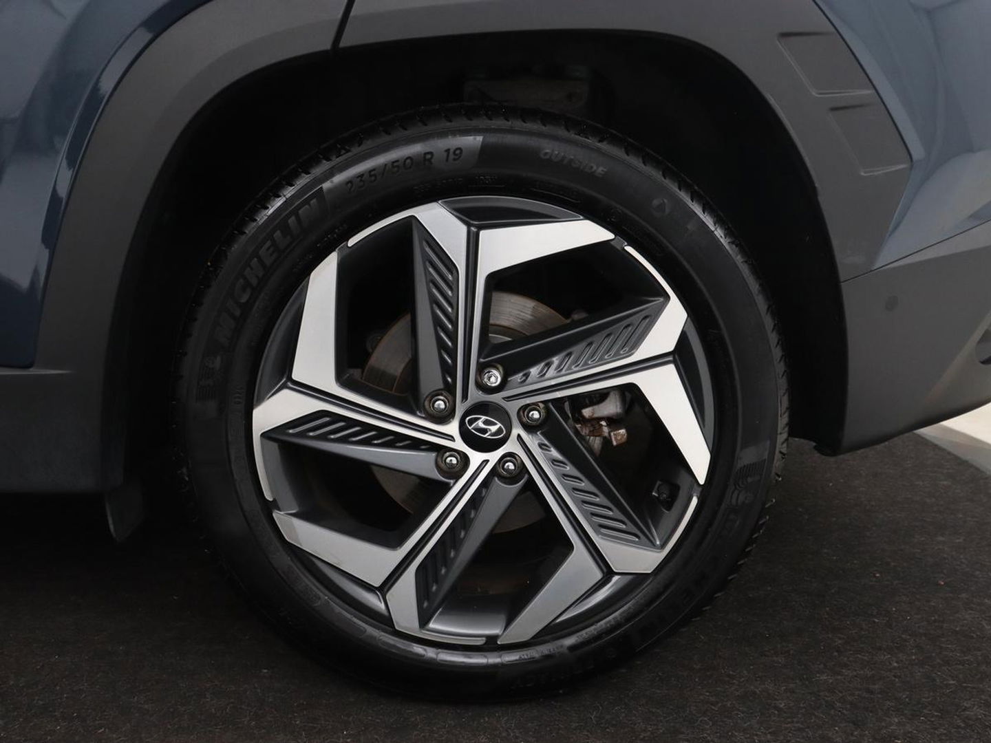 Hyundai Tucson 1.6 T-GDI PHEV Premium Sky 4WD | Panoramadak | Stoelventilatie | Leder | 360 Camera | Krell Audio | Adaptive cruise | Achterbankverwarming | Carplay | Memory | Plug In