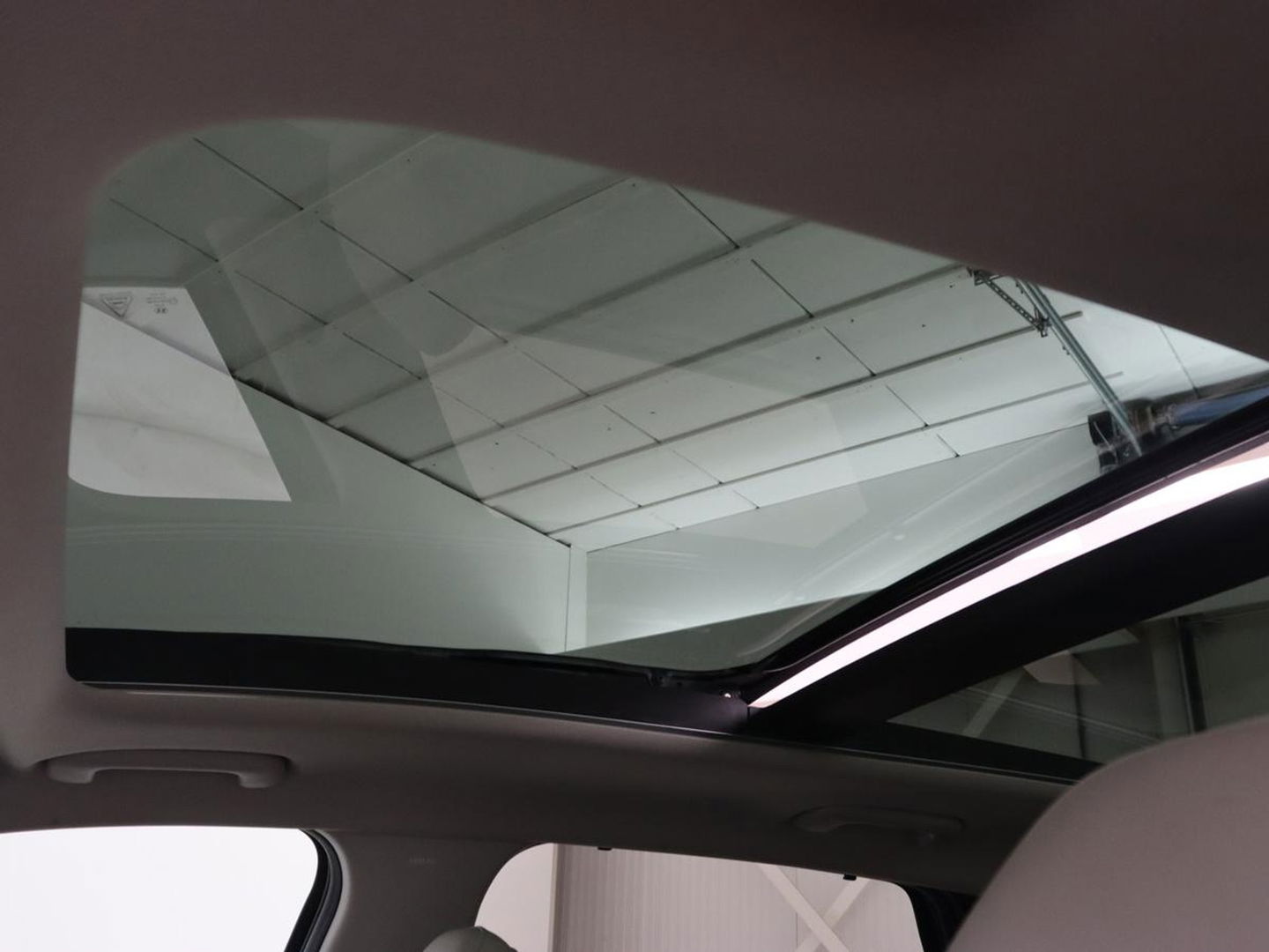 Hyundai Tucson 1.6 T-GDI PHEV Premium Sky 4WD | Panoramadak | Stoelventilatie | Leder | 360 Camera | Krell Audio | Adaptive cruise | Achterbankverwarming | Carplay | Memory | Plug In