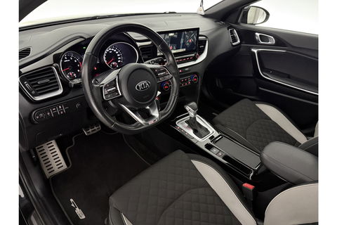 Kia pro_cee'd 1.5 T-GDi MHEV GT-Line 170PK Pano LED Carplay Camera Clima Cruise Navi PDC Trekhaak 17"LMV