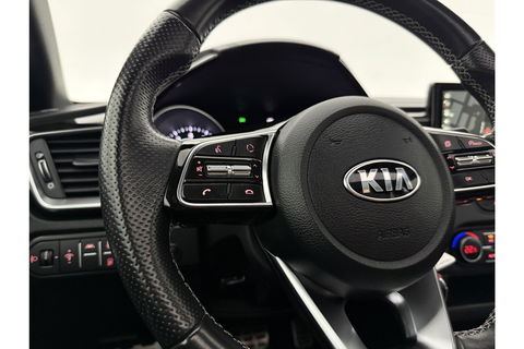 Kia pro_cee'd 1.5 T-GDi MHEV GT-Line 170PK Pano LED Carplay Camera Clima Cruise Navi PDC Trekhaak 17"LMV