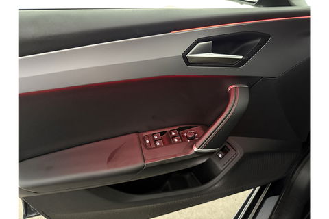 SEAT Leon 1.4 TSI 225PK eHybrid PHEV FR LED Sfeer Carplay Camera ACC Clima Virtual Trekhaak PDC 18"LMV