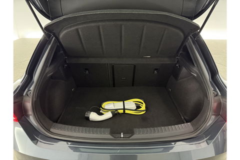 SEAT Leon 1.4 TSI 225PK eHybrid PHEV FR LED Sfeer Carplay Camera ACC Clima Virtual Trekhaak PDC 18"LMV