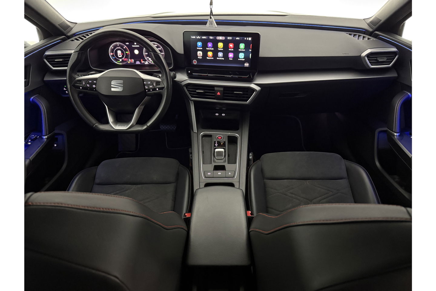 SEAT Leon 1.4 TSI 225PK eHybrid PHEV FR LED Sfeer Carplay Camera ACC Clima Virtual Trekhaak PDC 18"LMV