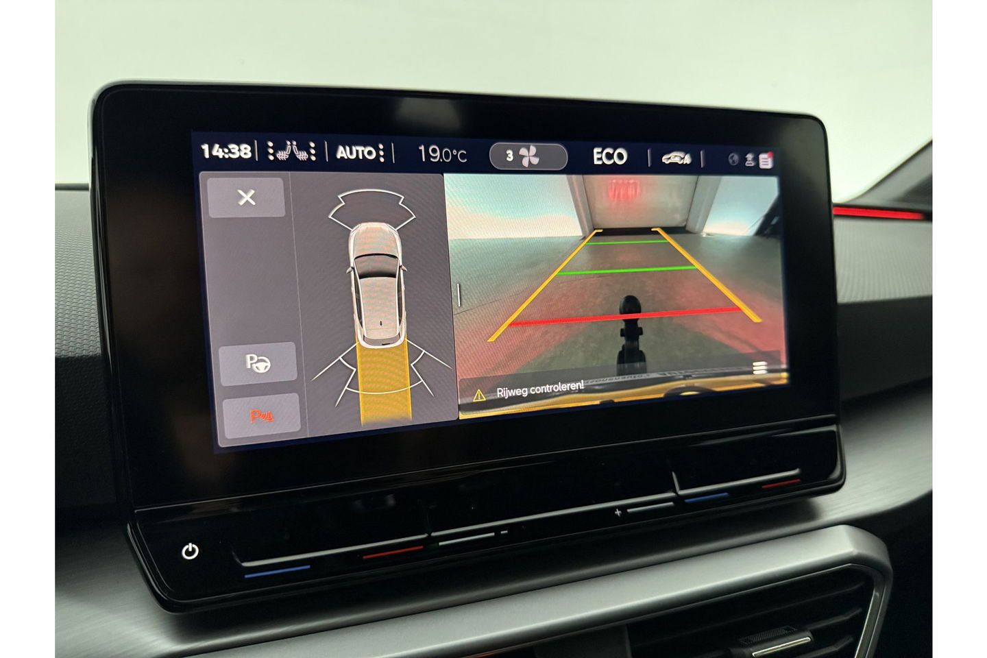 SEAT Leon 1.4 TSI 225PK eHybrid PHEV FR LED Sfeer Carplay Camera ACC Clima Virtual Trekhaak PDC 18"LMV